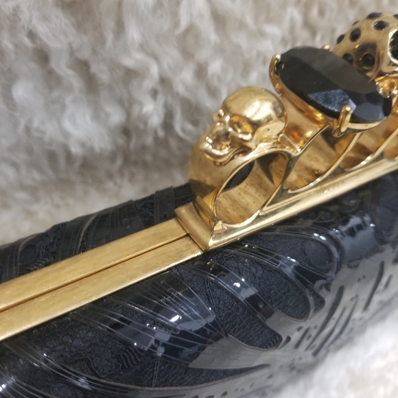 McQueen Knuckle Box Chiffon Clutch - Picture 4 of 9